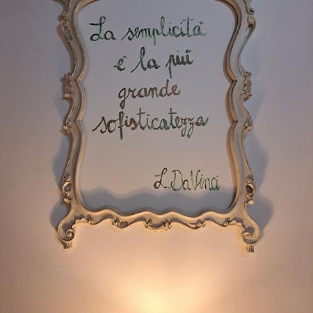 Casina Di Alice Apartment Vinci Luaran gambar