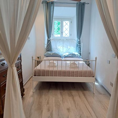 Casina Di Alice Apartment Vinci Luaran gambar