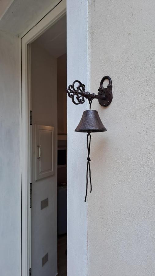 Casina Di Alice Apartment Vinci Luaran gambar