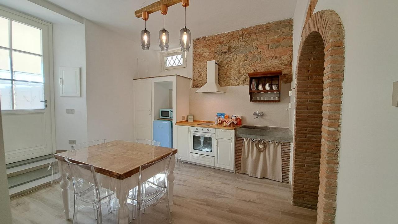 Casina Di Alice Apartment Vinci Luaran gambar