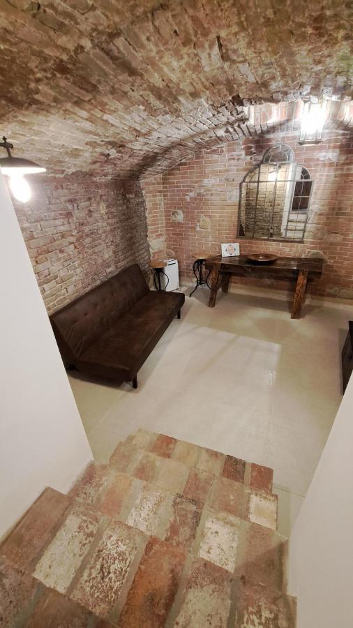 Casina Di Alice Apartment Vinci Luaran gambar