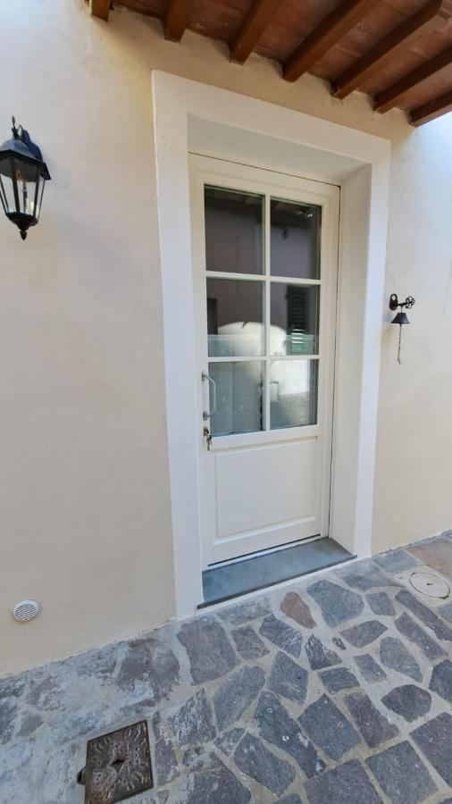 Casina Di Alice Apartment Vinci Luaran gambar
