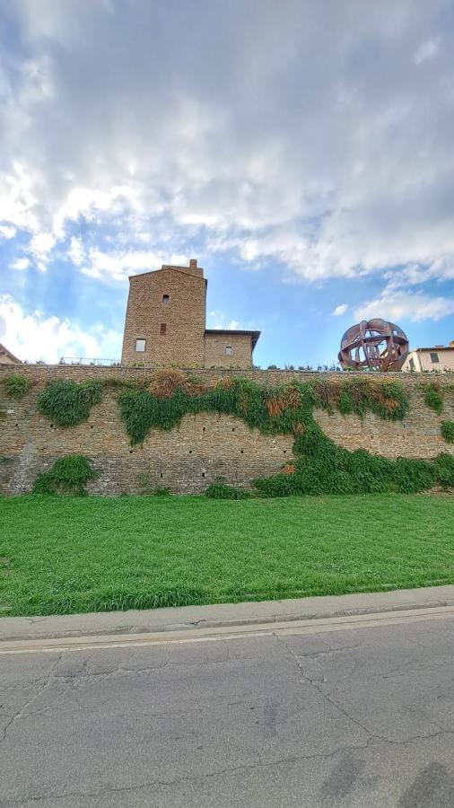 Casina Di Alice Apartment Vinci Luaran gambar