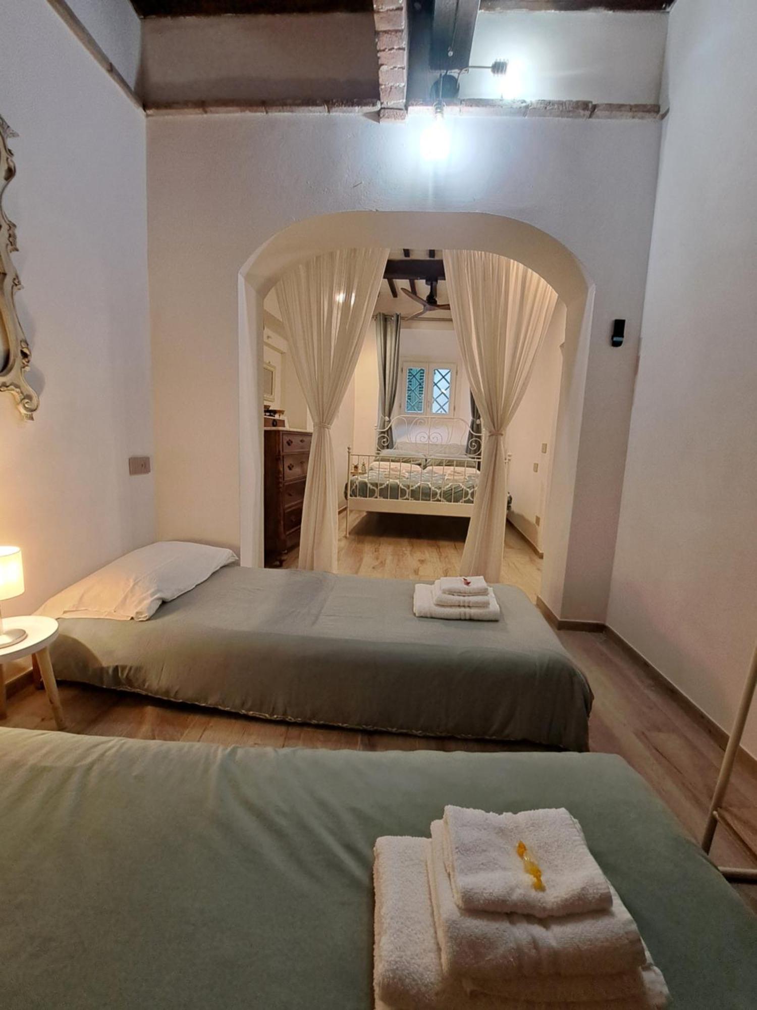Casina Di Alice Apartment Vinci Luaran gambar