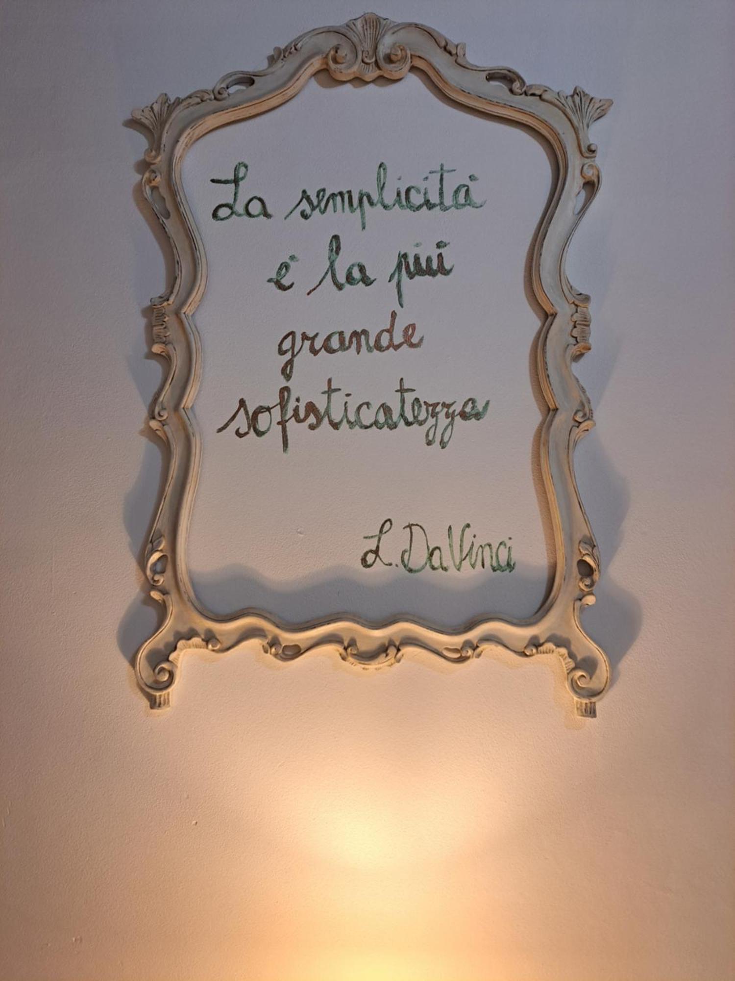 Casina Di Alice Apartment Vinci Luaran gambar